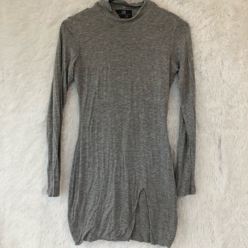 Sexy gray dress!